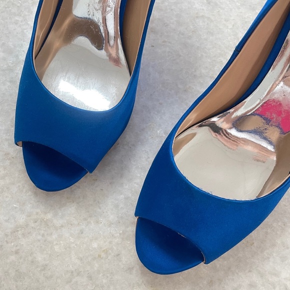 Badgley Mischka Kiara Embellished Peep-Toe Heels Royal Blue Size 9 ✨ - Picture 3 of 4
